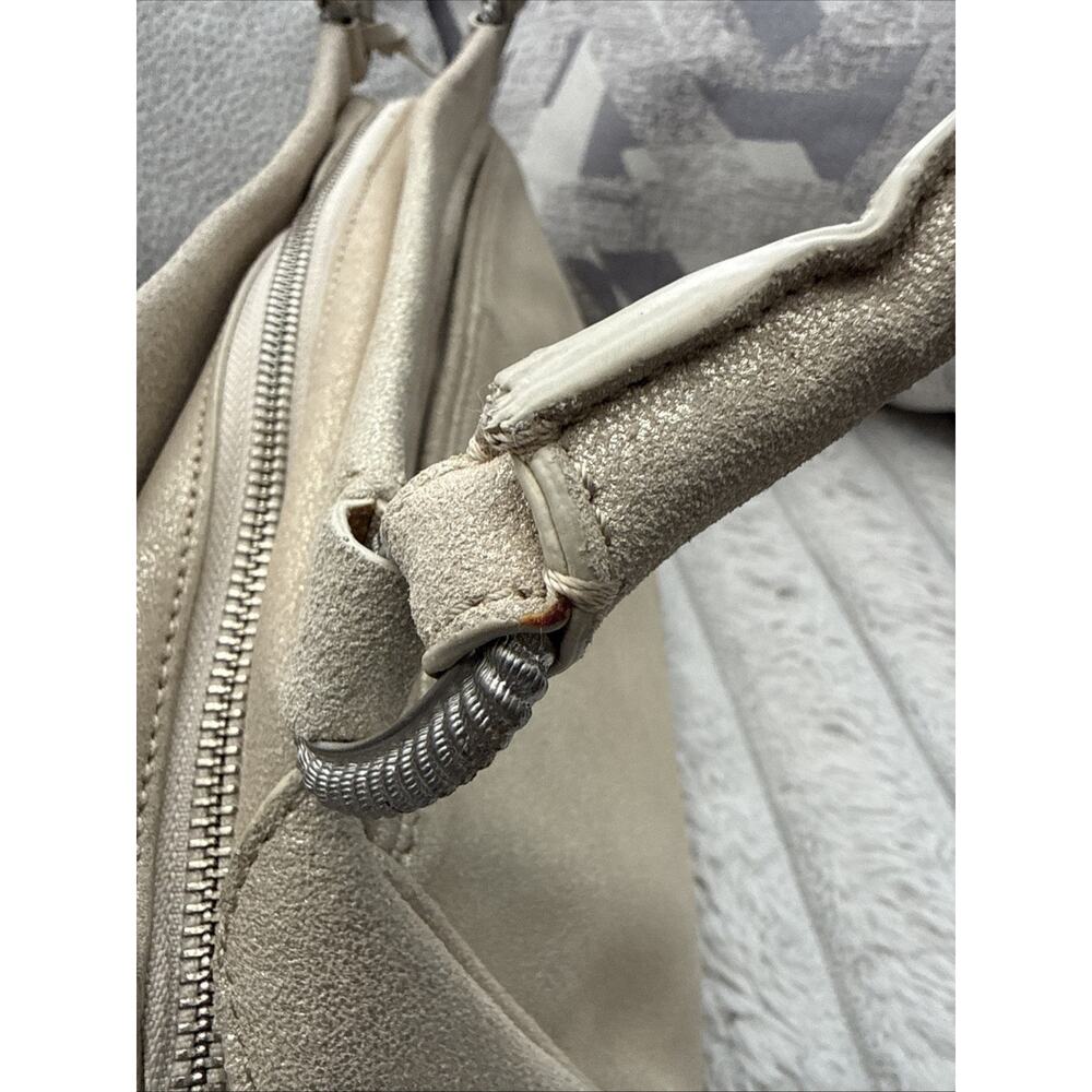 VINTAGE JUDITH RIPKA "JANE" GOLDEN METALLIC LEATHER EAST-WEST HANDBAG. Read - Picture 13 of 16